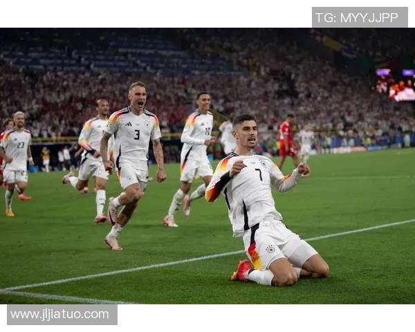 足球明星进球后的庆祝方式解析与背后故事分享